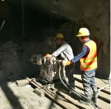 右江水下抗分散灌浆料特点 水下不分散注浆料介绍